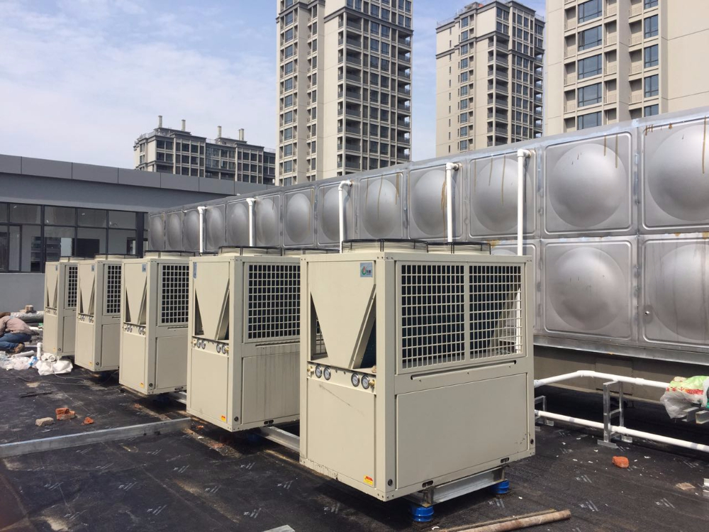 选择家用型杭州空气源热泵的注意事项